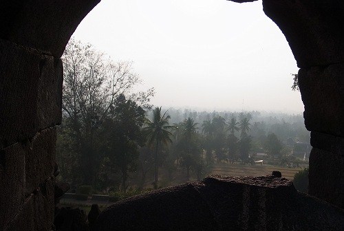 DAY 3 : Dawn At Borobudur+ Intellectual Tour @ amanjiwo (\'12年10月)_a0074049_175226.jpg