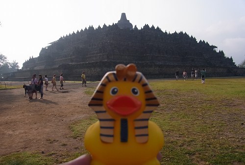 DAY 3 : Dawn At Borobudur+ Intellectual Tour @ amanjiwo (\'12年10月)_a0074049_1773986.jpg