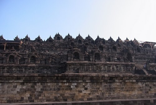 DAY 3 : Dawn At Borobudur+ Intellectual Tour @ amanjiwo (\'12年10月)_a0074049_178266.jpg