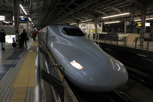 元旦乗り放題パス 広島駅にて!!_d0202264_1840524.jpg