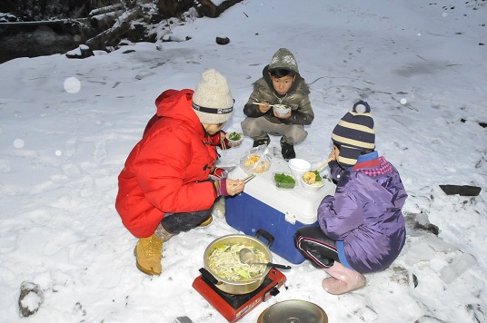 雪山deうどん_b0183681_21492753.jpg