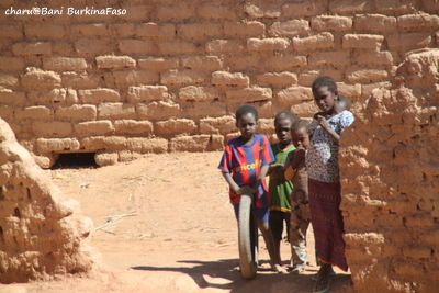 12/31-1/1 Bani BurkinaFaso 大晦日＆元旦うたうた♪_d0074518_9403031.jpg