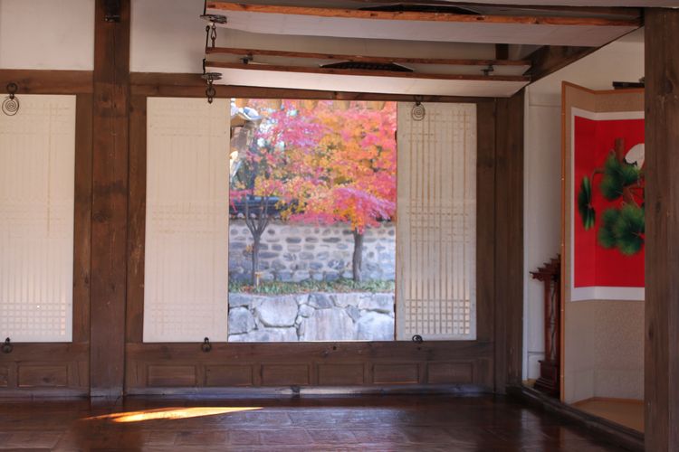 韓国旅行その8 「南山コル韓屋村」_d0148729_2031695.jpg