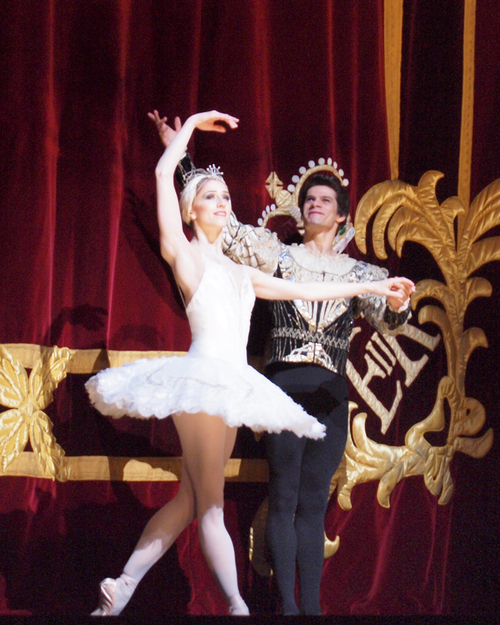 金子扶生さん パドトロワ デビュウ ロイヤル バレエ 白鳥の湖 Miu Z Journal 2 ぼんやり系音楽会日記 A