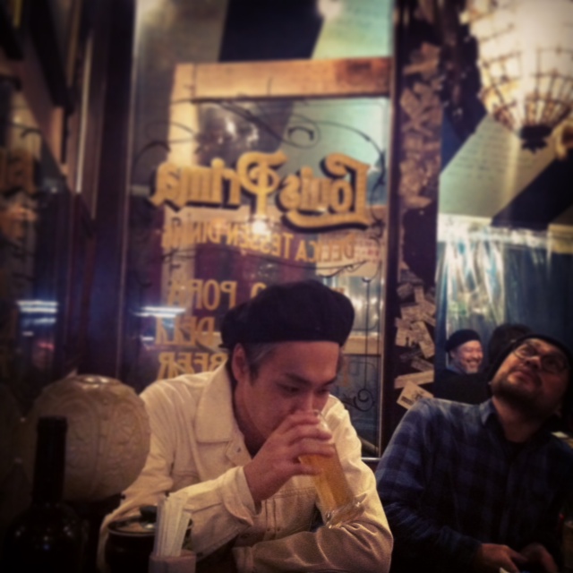 愛を語るより…_f0170995_2217125.jpg