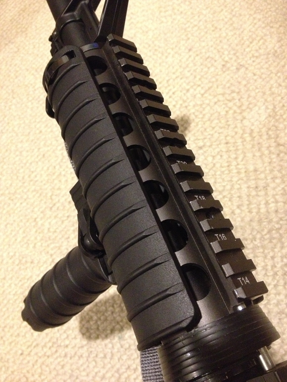 タニオコバ・KJW M4A1 Carbine GBB gun : ゴボウ剣に涙はない