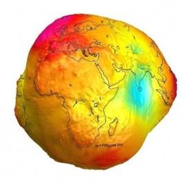 NASAがニキビ面の地球の「素顔」を暴露＝ネットでは「イモみたい」「うまそう」の声―中国_b0064113_18345352.jpg
