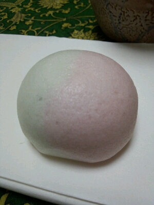 新年に 迎春たねや饅頭 気心腹人己