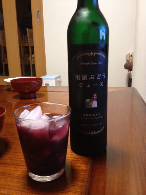 沼隈ぶどうジュース。_e0237660_17293192.jpg