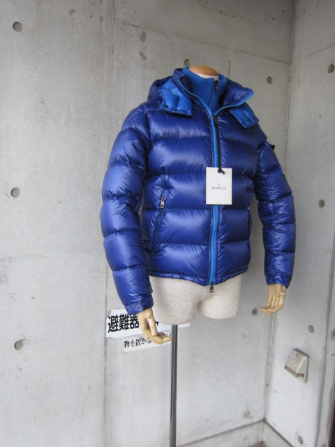 MONCLER ・・・ ZIN 寒い時には・・・やはり、コレですネ♪♪♪_d0152280_2393092.jpg