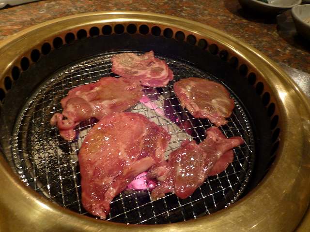 炭火焼肉　黒毛和牛専門　炭小屋　　　山下_c0118393_16154155.jpg