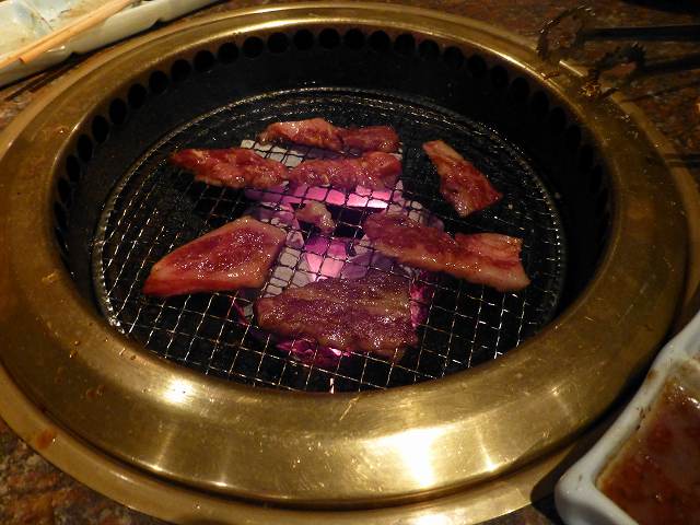 炭火焼肉 黒毛和牛専門 炭小屋 山下_c0118393_16335889.jpg