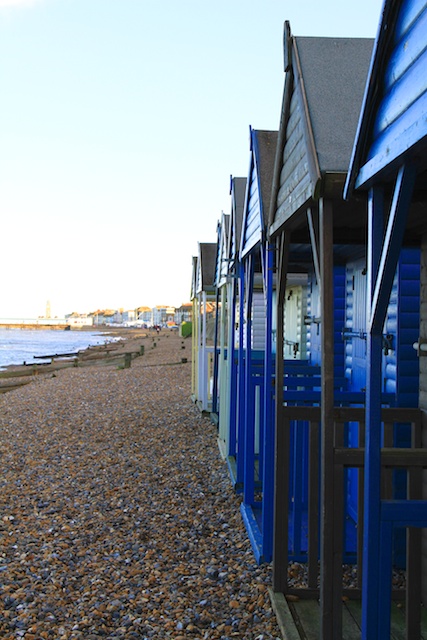 Beach hut _d0162693_3303042.jpg