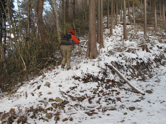 平家伝説の保口岳を登る　　2013・1・3（木）晴れ_a0166196_16245913.jpg