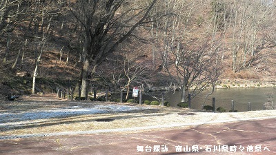 「あの夏で待ってる」の舞台の変化03 小諸市光岳寺山門前・乙女湖・みまき大池・懐古神社_e0304702_15181168.jpg