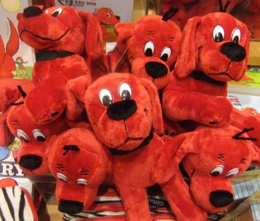 NY生まれのワンちゃんの人気絵本キャラクター Clifford the Big Red Dog_b0007805_12432666.jpg