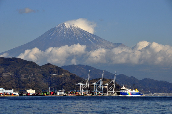 駿河湾フェリー「富士」_e0158925_139142.jpg