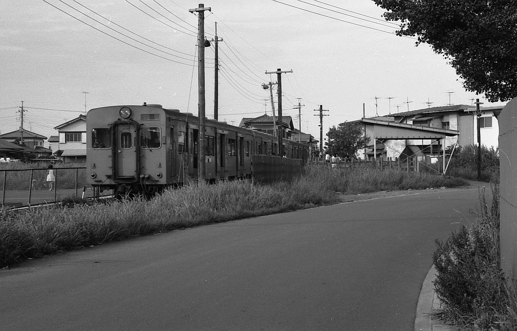 1982年8月10日相模線西寒川にてキハ30_f0203926_22224091.jpg
