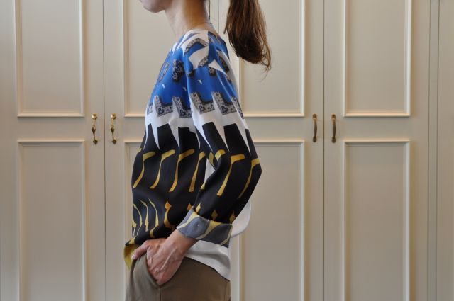 知性と粋な ・ ・ ・ DRIES VAN NOTEN_b0110586_16171016.jpg
