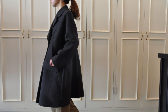 知性と粋な ・ ・ ・ DRIES VAN NOTEN_b0110586_1621438.jpg