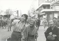 『喜劇 にっぽんのお婆あちゃん』(映画)_b0189364_8405039.jpg