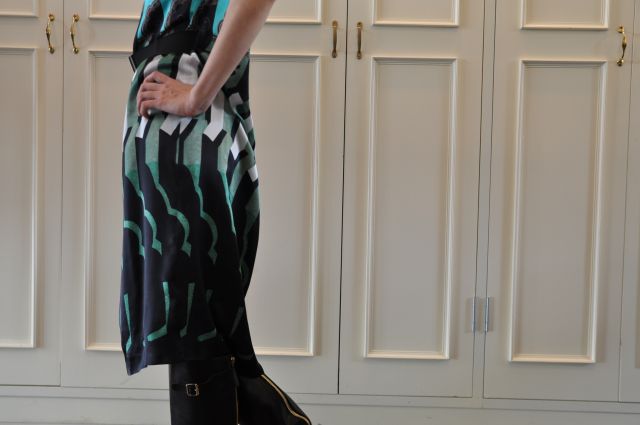 コート と ワンピース DRIES VAN NOTEN ._b0110586_2112312.jpg