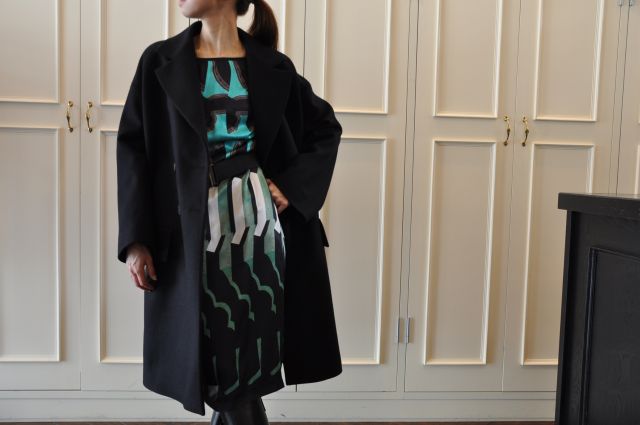 コート と ワンピース DRIES VAN NOTEN ._b0110586_21134922.jpg