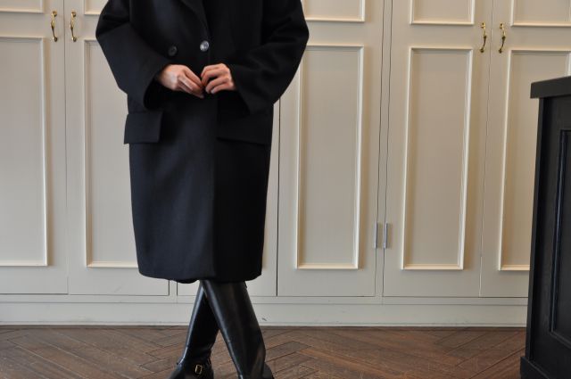 コート と ワンピース DRIES VAN NOTEN ._b0110586_21141271.jpg
