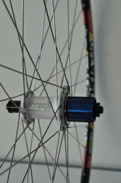 手組ホィール tune mig・mag/sapim lazer/stans notubes α340_a0262093_17341741.jpg