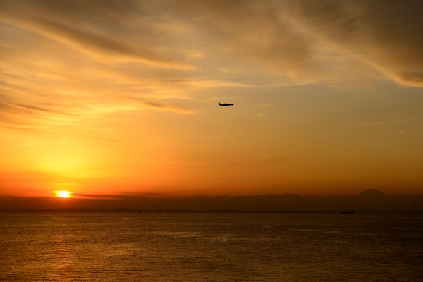 海ほたるの夕日・・・_f0233999_21295831.jpg