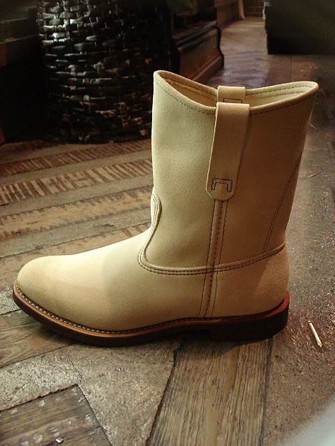 NEW : REDWING [9