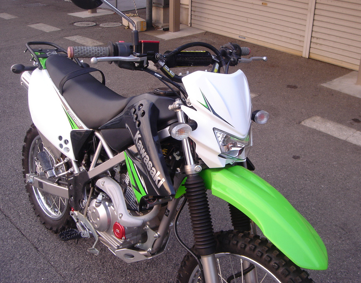 KLX125 の中古車入荷！_b0163075_8171494.jpg