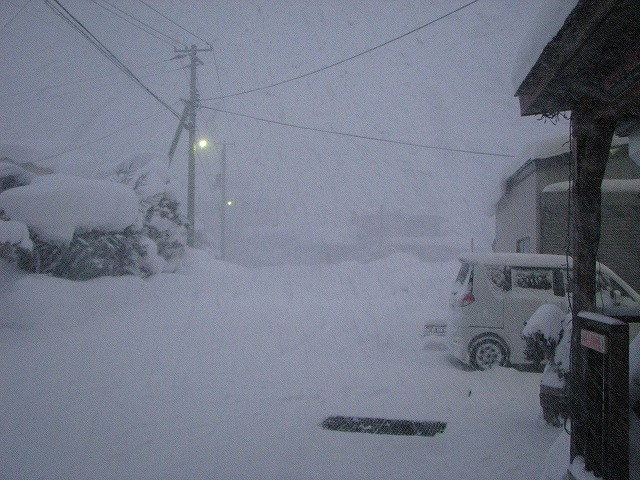 ◆ また雪ネタですが・・・ ◆_c0078202_17271874.jpg
