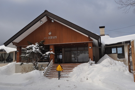 山田牧場のキャットで粉雪を楽しむ_c0242406_8275654.jpg