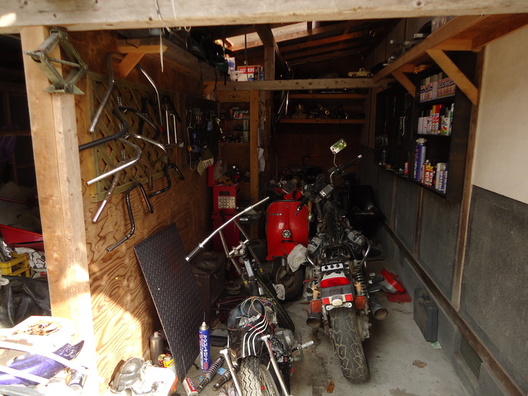 GARAGE_d0280230_2044857.jpg