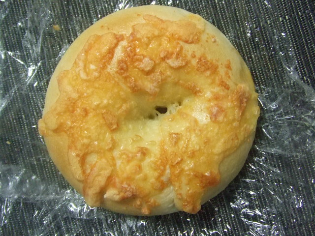 WAベーグル トリプルチーズ_f0076001_23194625.jpg