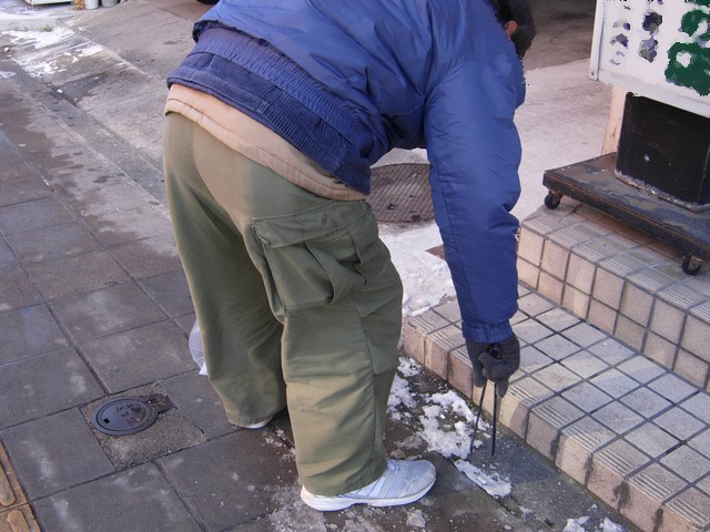 1/11 二日町の地域清掃活動を行いました_b0245781_11562314.jpg