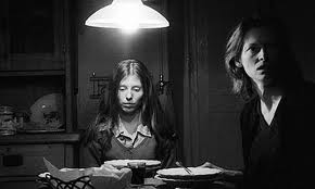 『ニーチェの馬 - The Turin Horse 』　　A Torinói ló　を観る_d0160581_22242193.png