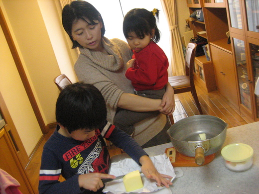 親子3人でグラタンとホットケーキ作り!_d0031682_23455889.jpg