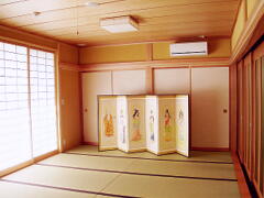 葬祭には 通夜会館 お寺をご利用を_a0274383_8595823.jpg