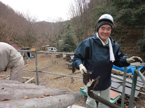 「バンブーハウス」古い屋根竹材解体 by 「仁べ」_e0228405_21281915.jpg