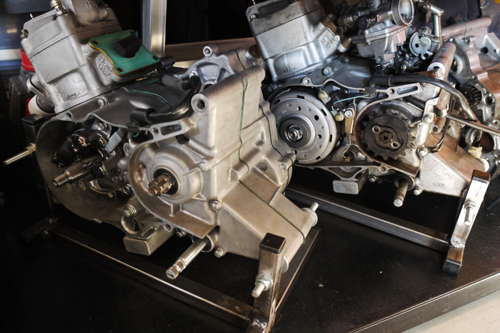 エンジンスタンド付き　NSR50 エンジン　実働　NSRmini NS-1 エンジンスタンド付き NSR50 エンジン 実働 NSRmini NS-1 - メルカリ