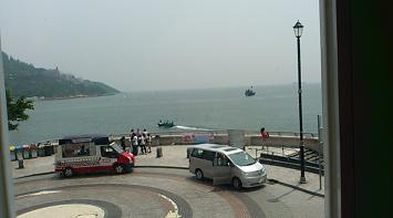 a0098948_145196.jpg