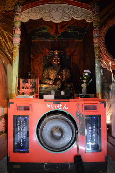 泣く子も黙るすごい寺！大阪珍スポット・全興寺_e0171573_22535343.jpg