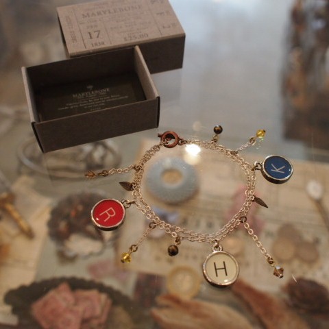 アクセサリー。_a0164280_1113661.jpg