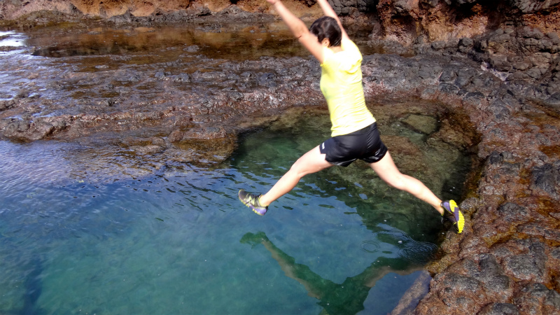 2013/01/10 Kauai island Trail Trip Day.4 Secret Beach Trail-Queen\'s Bath _b0220886_14191724.jpg