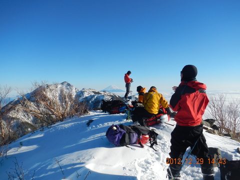 2012冬合宿 番外編 ワンダーランド鳳凰三山_d0237801_12335673.jpg