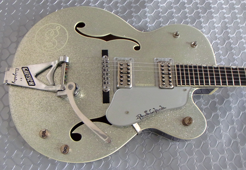 当店のレジェンド的存在!?である「Gretsch 6120 Mod.」!_e0053731_18334537.jpg