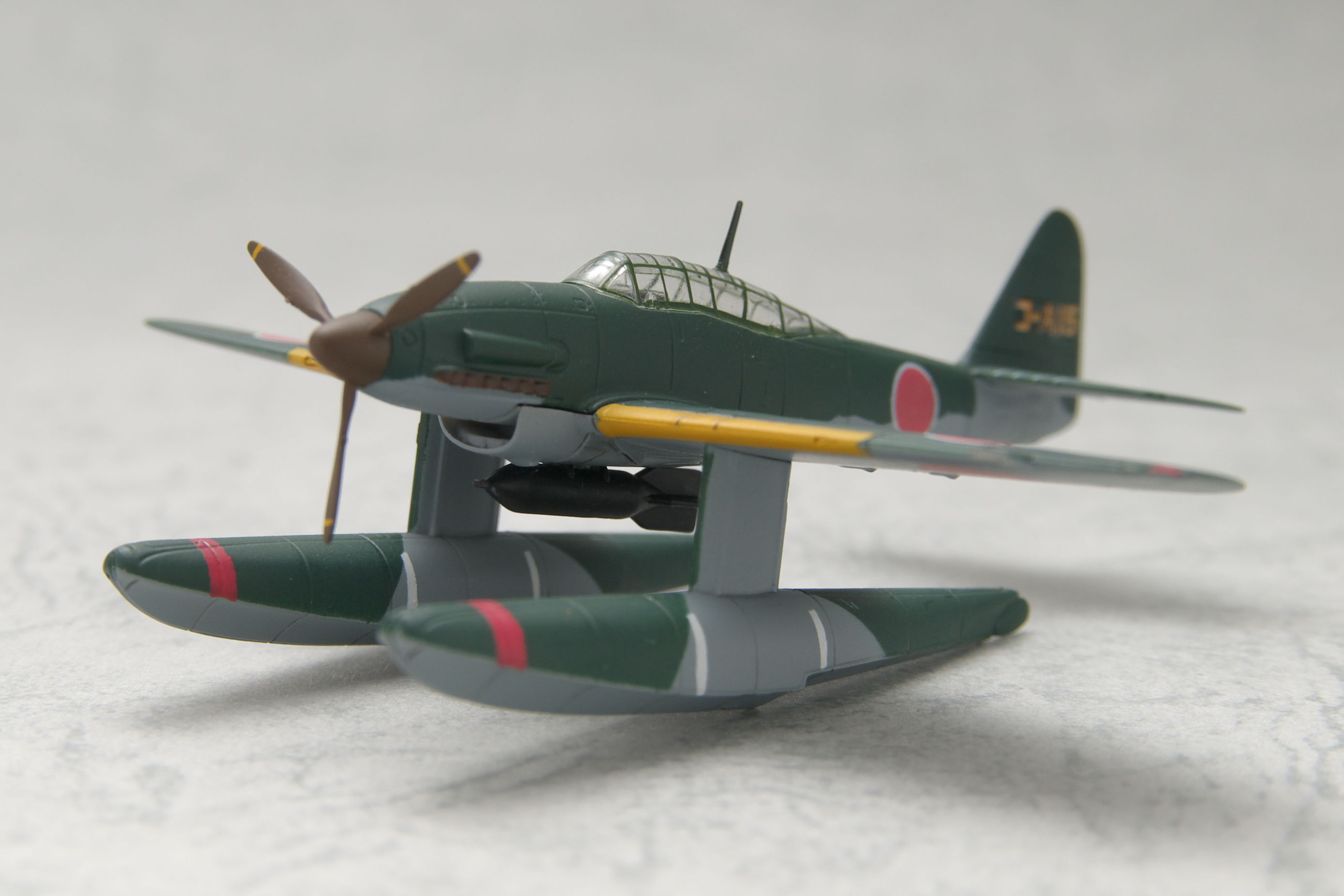 Yahoo!オークション - バンダイ 三式戦闘機 飛燕 1/144 ウイングクラブ