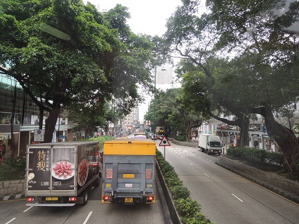 バスの車窓からの風景＠佐敦～尖沙咀_e0047657_178242.jpg